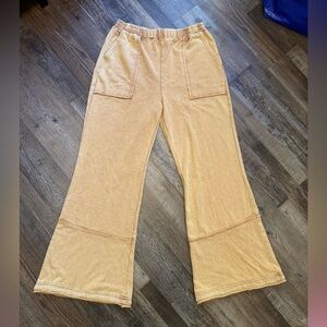 NWT JODIFL Light Brown Flared Comfy Pants - size L